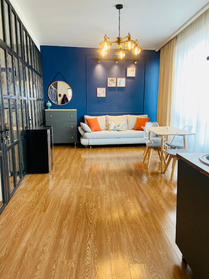 Luxury Apartment In Old Tbilisi With Terrace Exteriör bild