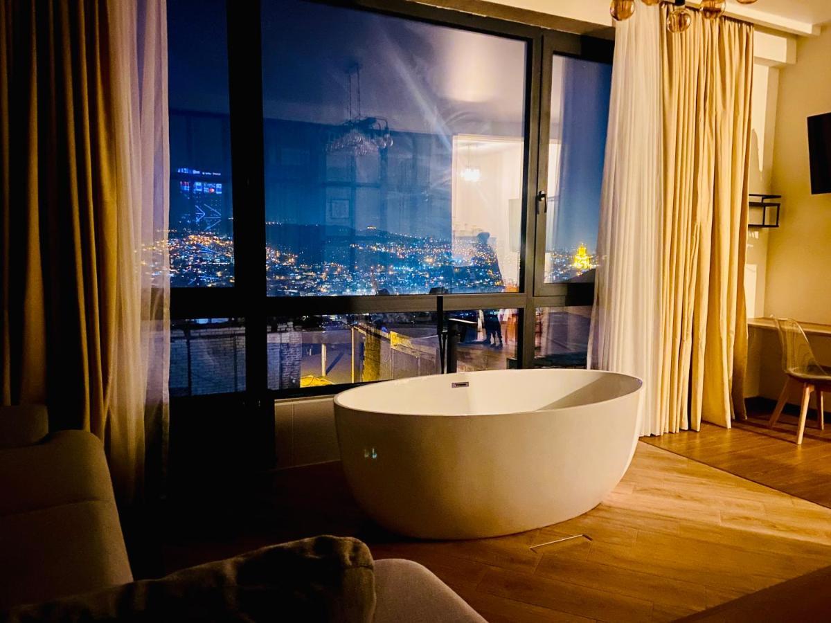 Luxury Apartment In Old Tbilisi With Terrace Exteriör bild