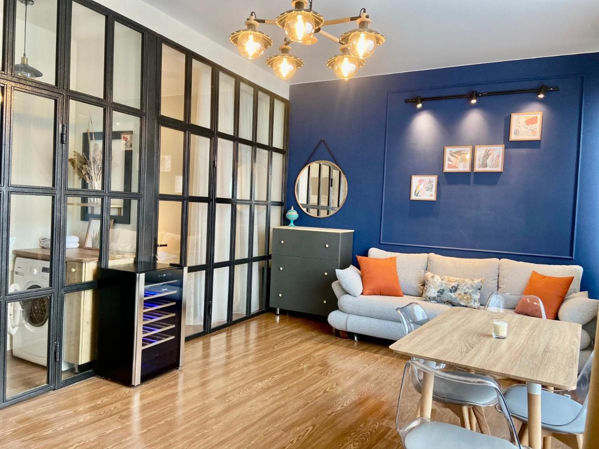 Luxury Apartment In Old Tbilisi With Terrace Exteriör bild