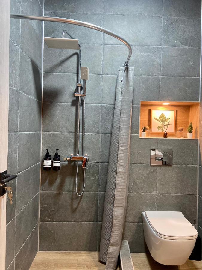 Luxury Apartment In Old Tbilisi With Terrace Exteriör bild