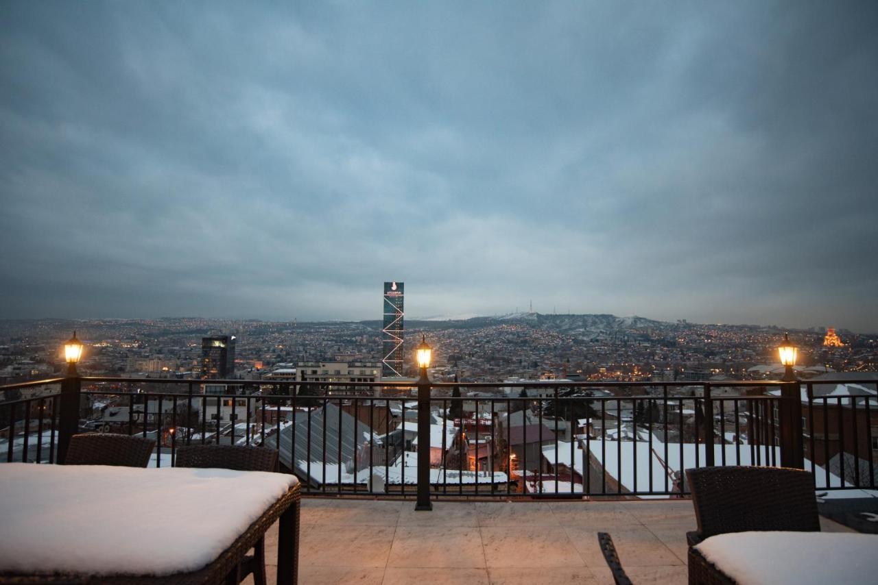Luxury Apartment In Old Tbilisi With Terrace Exteriör bild