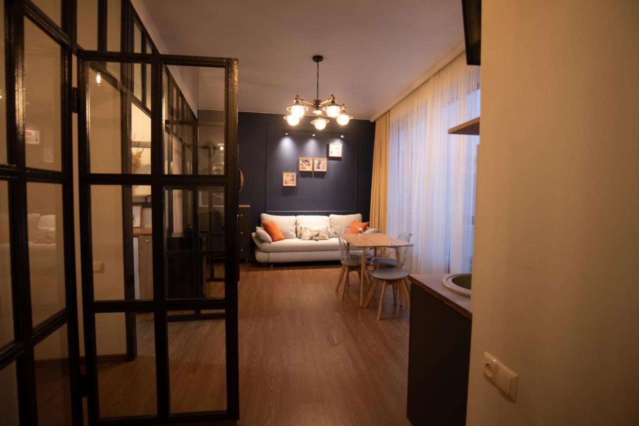 Luxury Apartment In Old Tbilisi With Terrace Exteriör bild