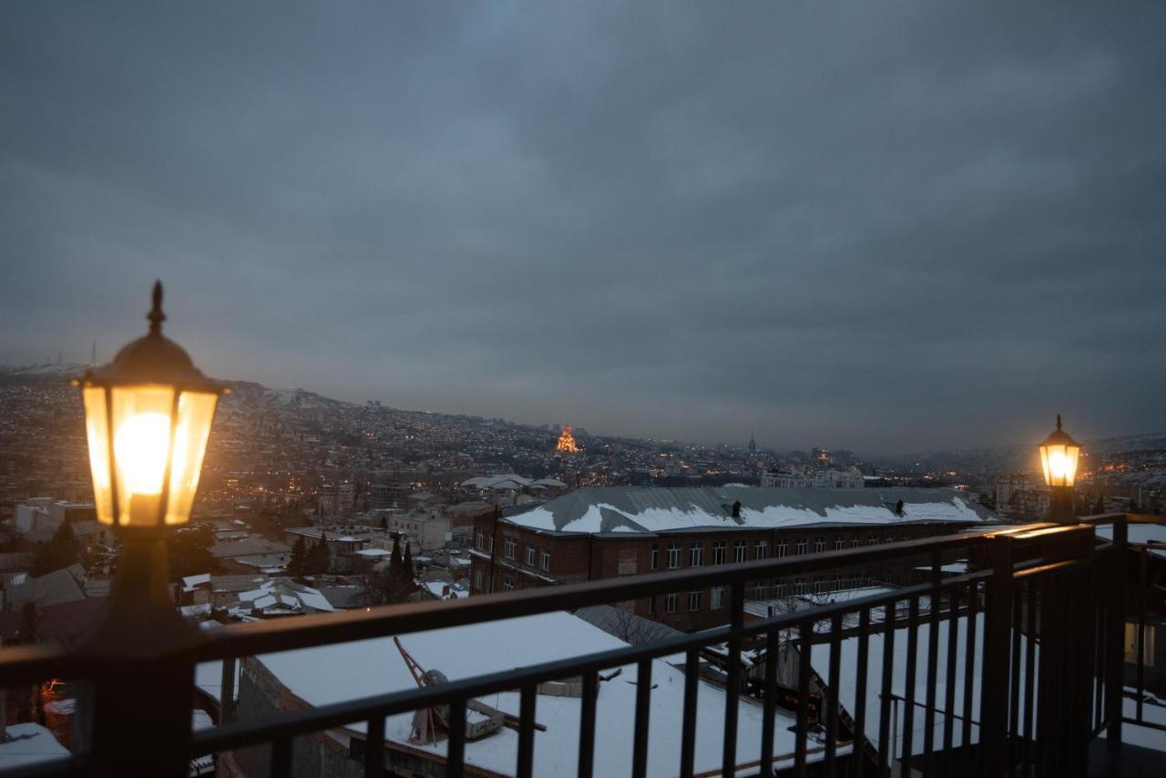 Luxury Apartment In Old Tbilisi With Terrace Exteriör bild