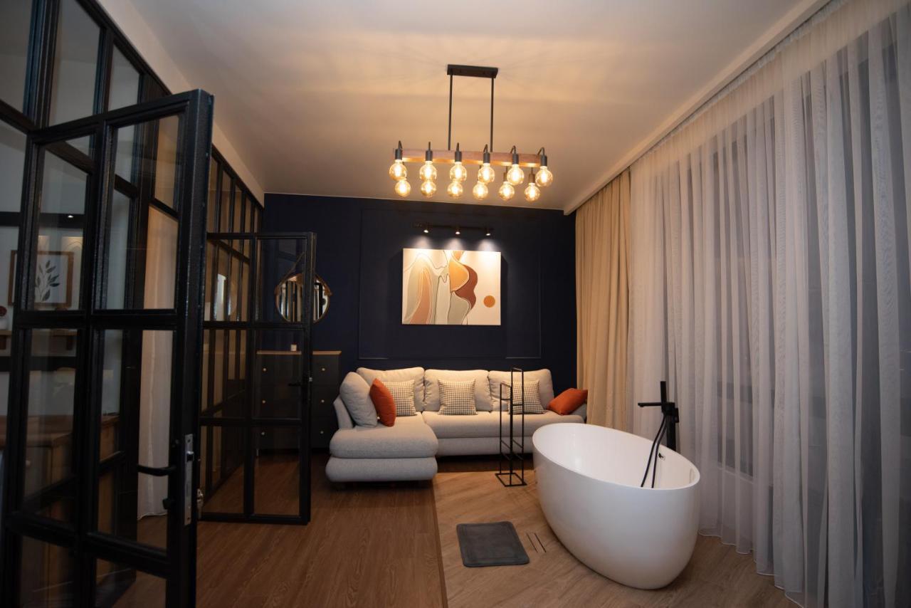 Luxury Apartment In Old Tbilisi With Terrace Exteriör bild