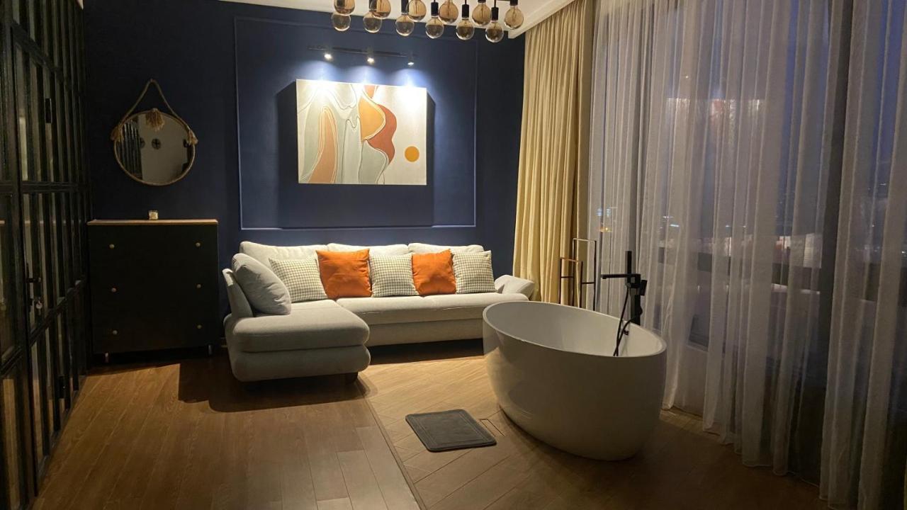 Luxury Apartment In Old Tbilisi With Terrace Exteriör bild