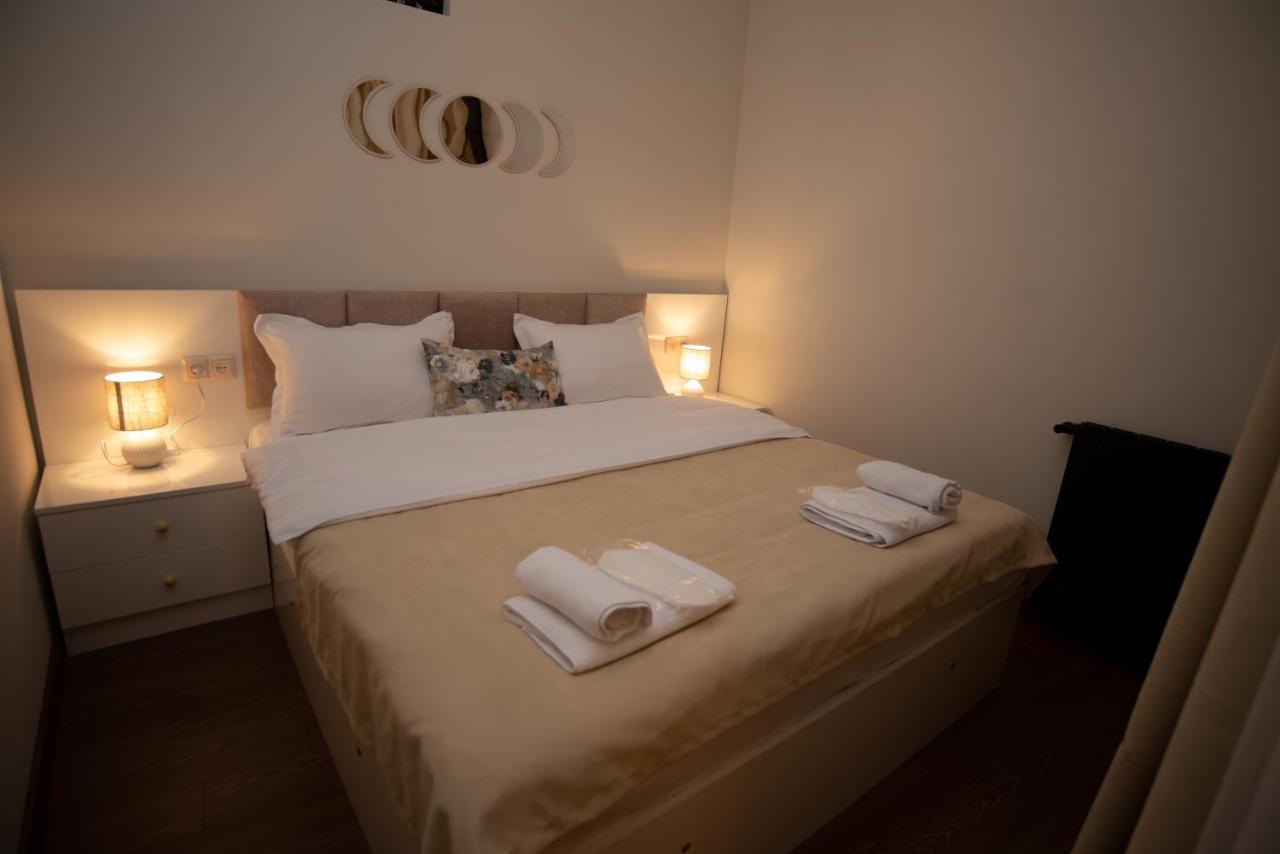 Luxury Apartment In Old Tbilisi With Terrace Exteriör bild
