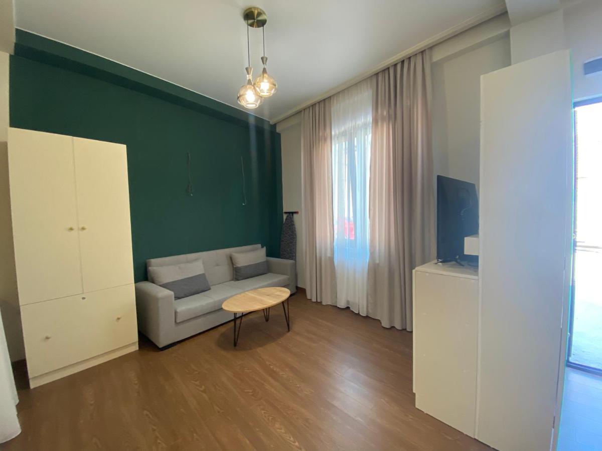 Luxury Apartment In Old Tbilisi With Terrace Exteriör bild