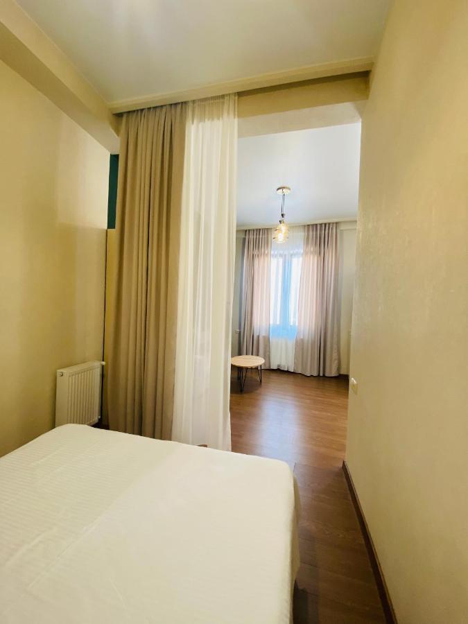 Luxury Apartment In Old Tbilisi With Terrace Exteriör bild
