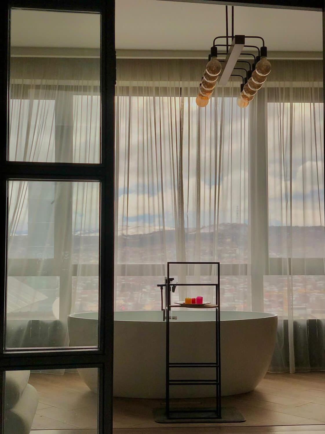 Luxury Apartment In Old Tbilisi With Terrace Exteriör bild